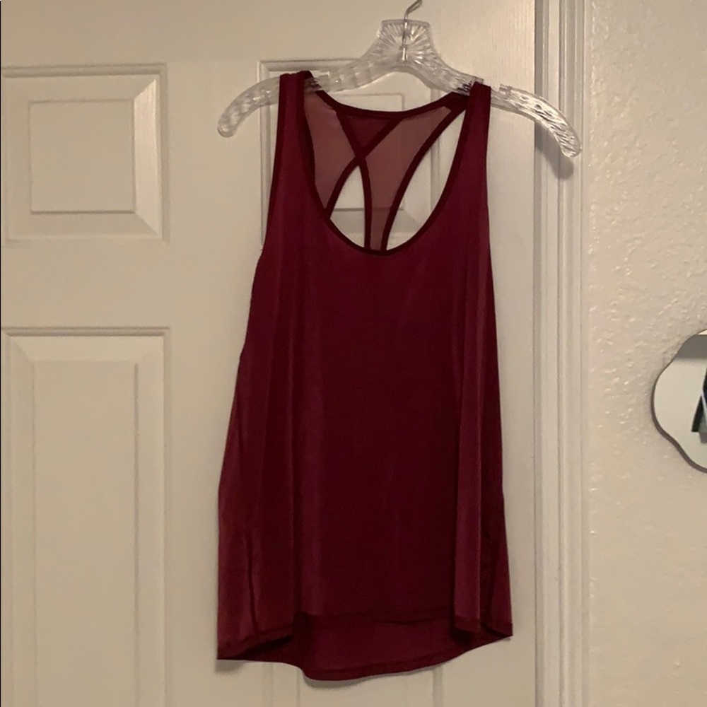 Lululemon size 6 lightweight tank